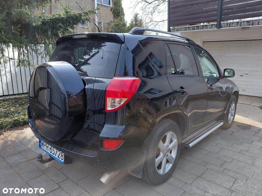 Toyota RAV4 2.0 VVT-i Premium - 9