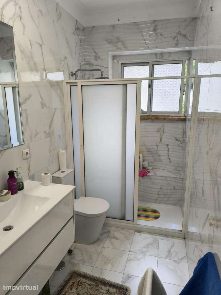 Quarto - localizado em Alvalade Lisbon - Grande imagem: 2/18