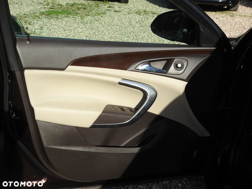 Opel Insignia 2.0 ECOTEC DI Turbo 4x4 ecoFLEX Start/Sto Business Innovation - 27