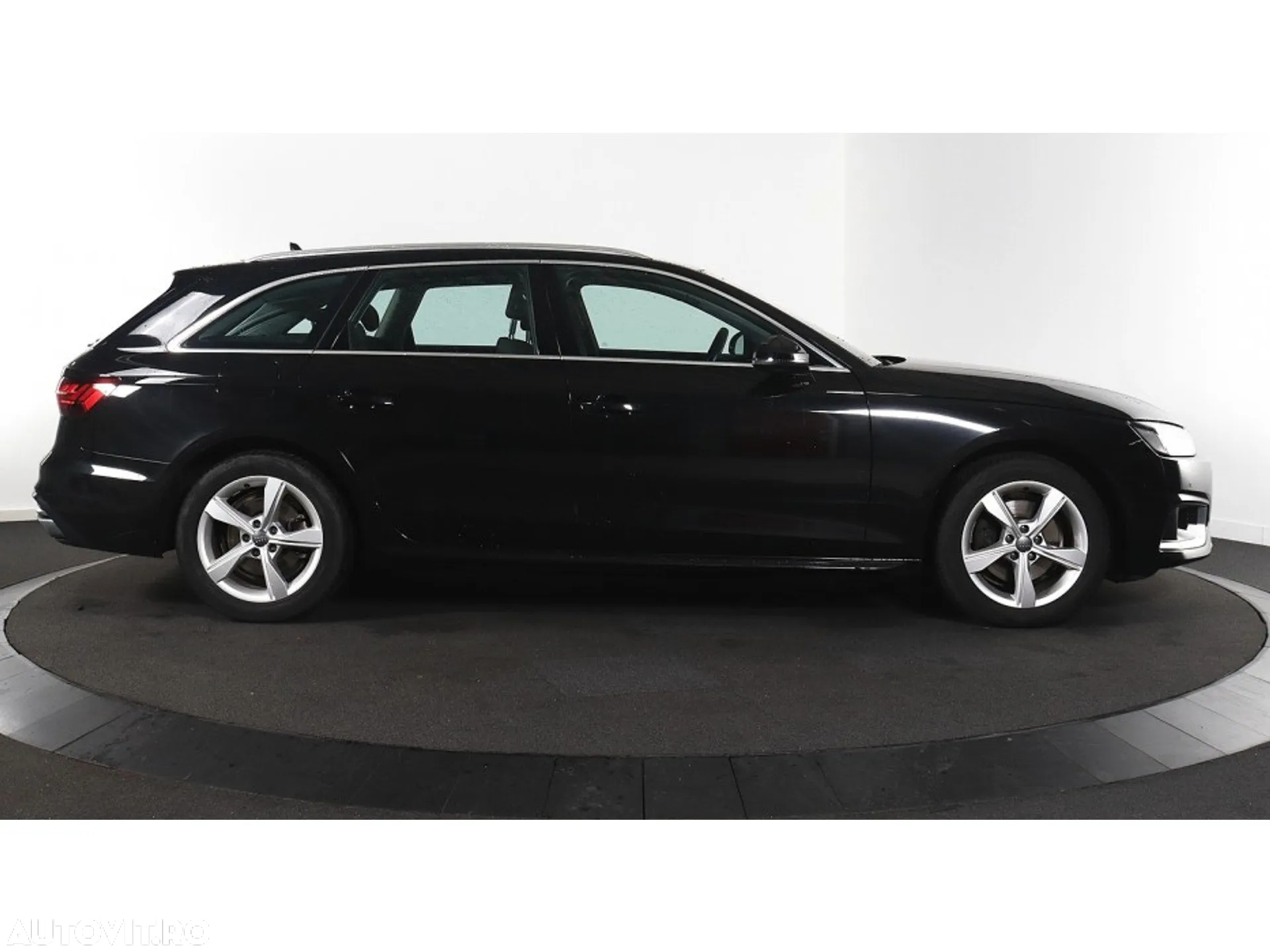 Audi A4 Avant 2.0 35 TFSI S tronic MHEV Advanced - 5