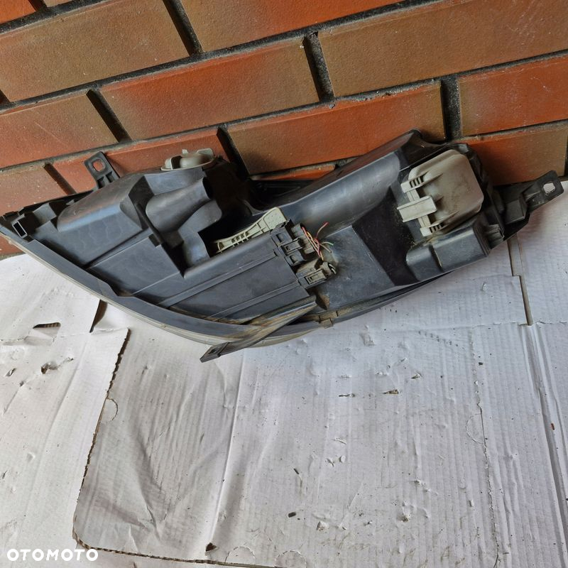 Lampa przednia Prawa Mitsubishi Colt VI MR957354 ALL/L/7 - 4