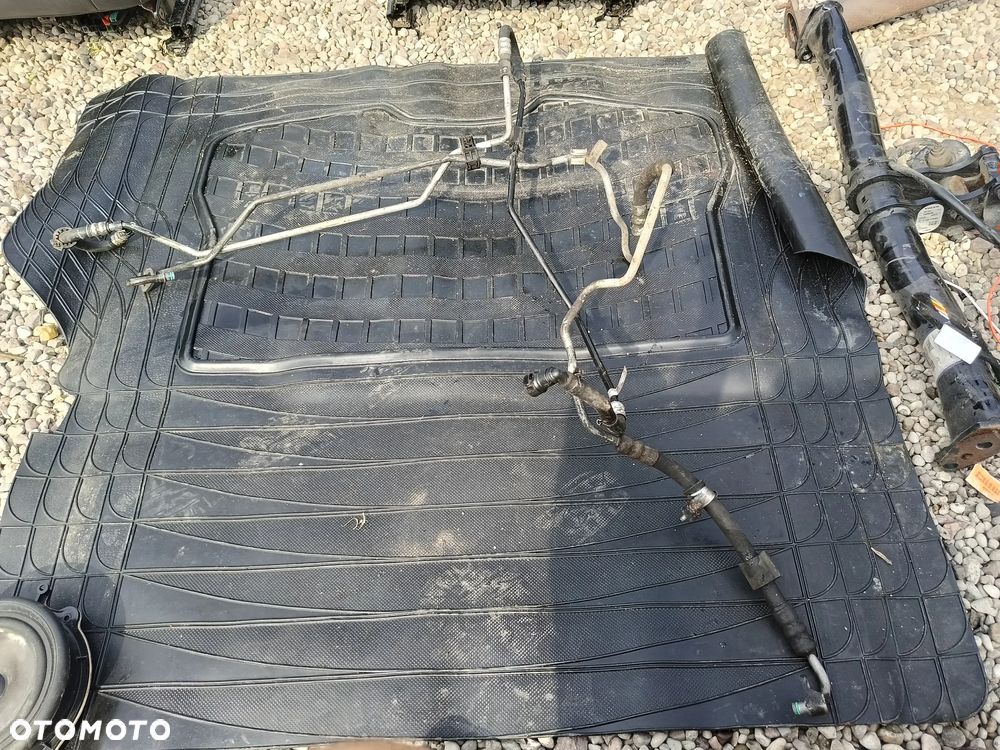 VOLVO XC60 I 2.4 D5 LIFT PRZEWÓD WSPOMAGANIA 31451789 - 1