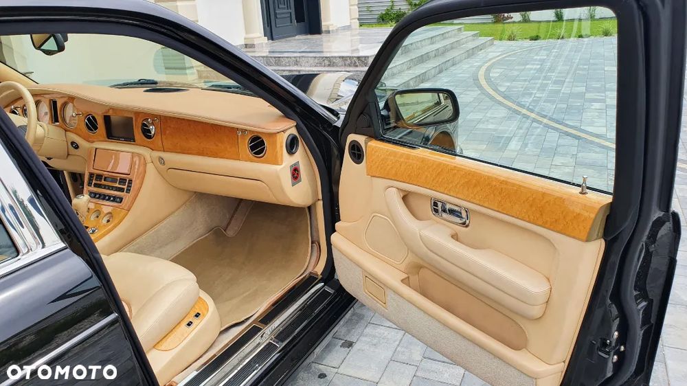 Bentley Arnage - 16