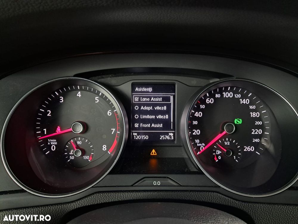 Volkswagen Passat - 17