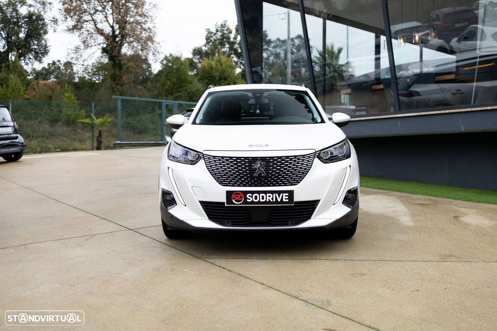 Peugeot e-2008 Allure - 21