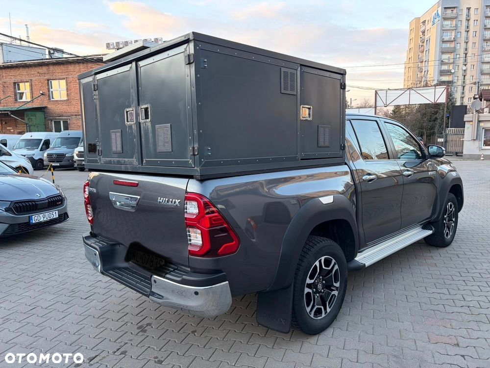 Toyota Hilux 2.8 D-4D Double Cab SR5+ 4x4 - 6