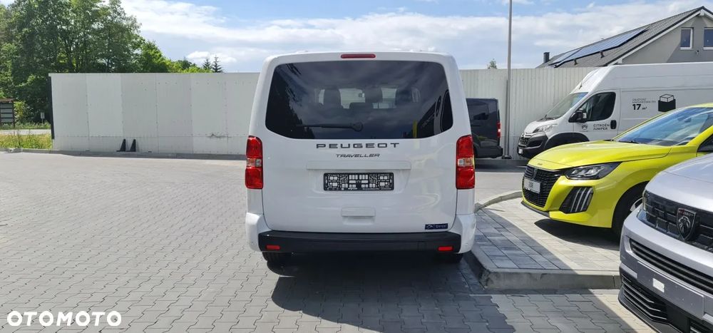 Peugeot Traveller - 7