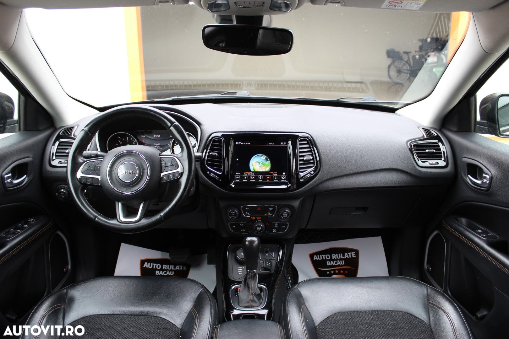 Jeep Compass - 8
