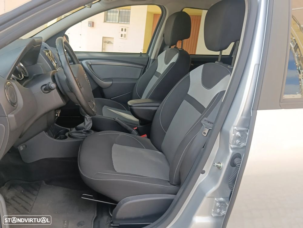 Dacia Duster 1.5 dCi Prestige - 4