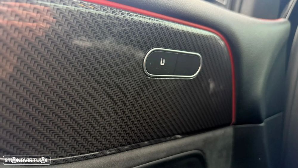 Mercedes-Benz GLB 180 d AMG Line - 15