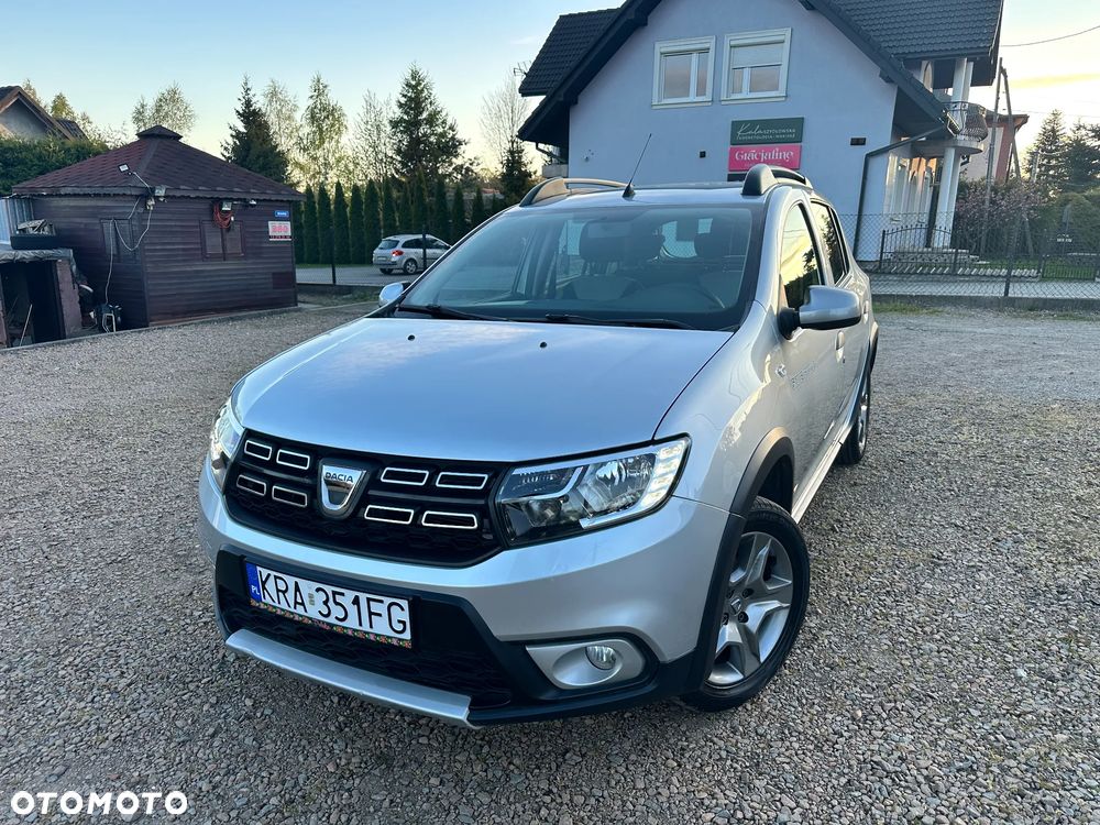 Dacia Sandero - 1