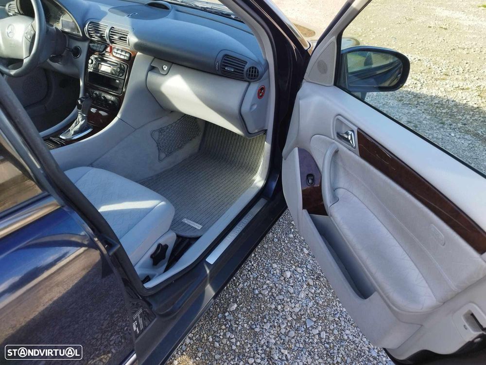 Mercedes-Benz C 200 - 8