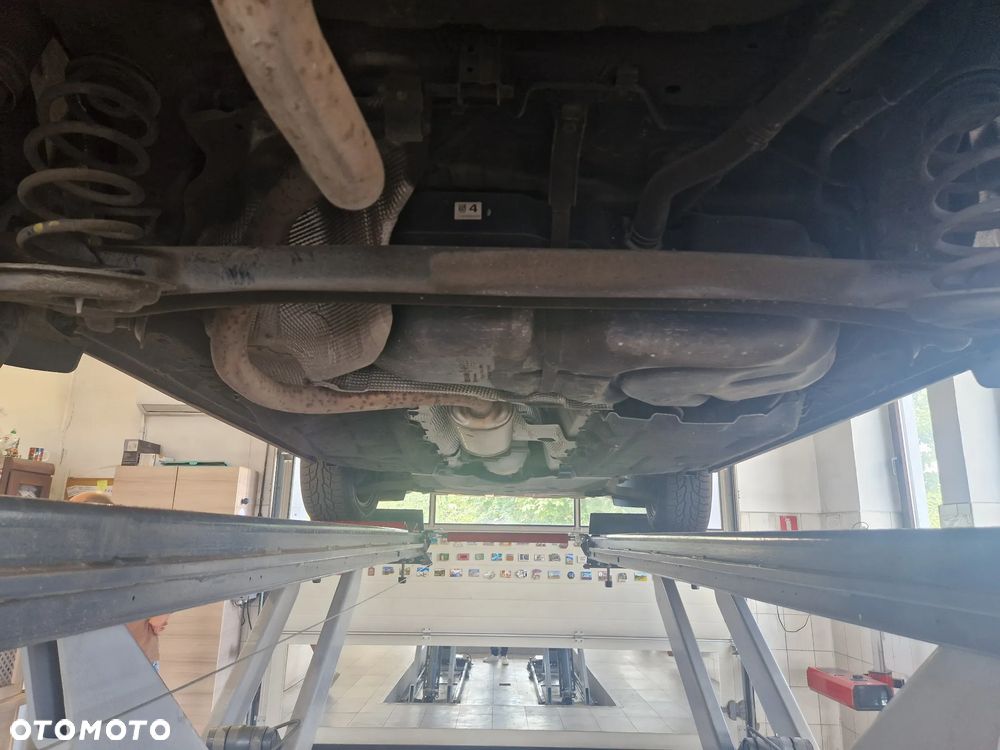 Nissan Qashqai 1.3 DIG-T Acenta DCT - 32