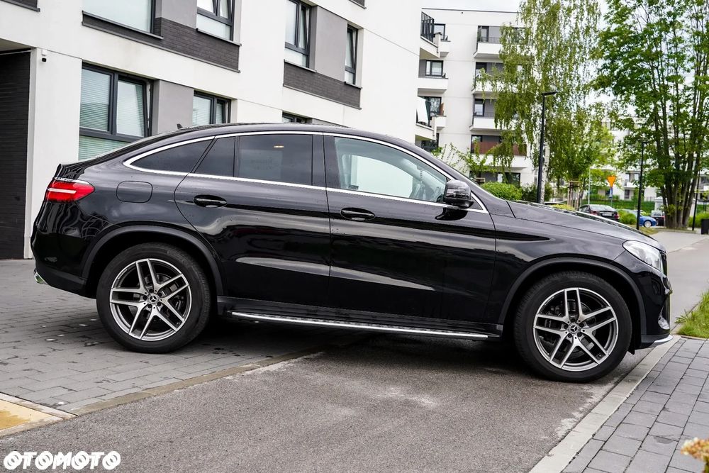 Mercedes-Benz GLE - 4