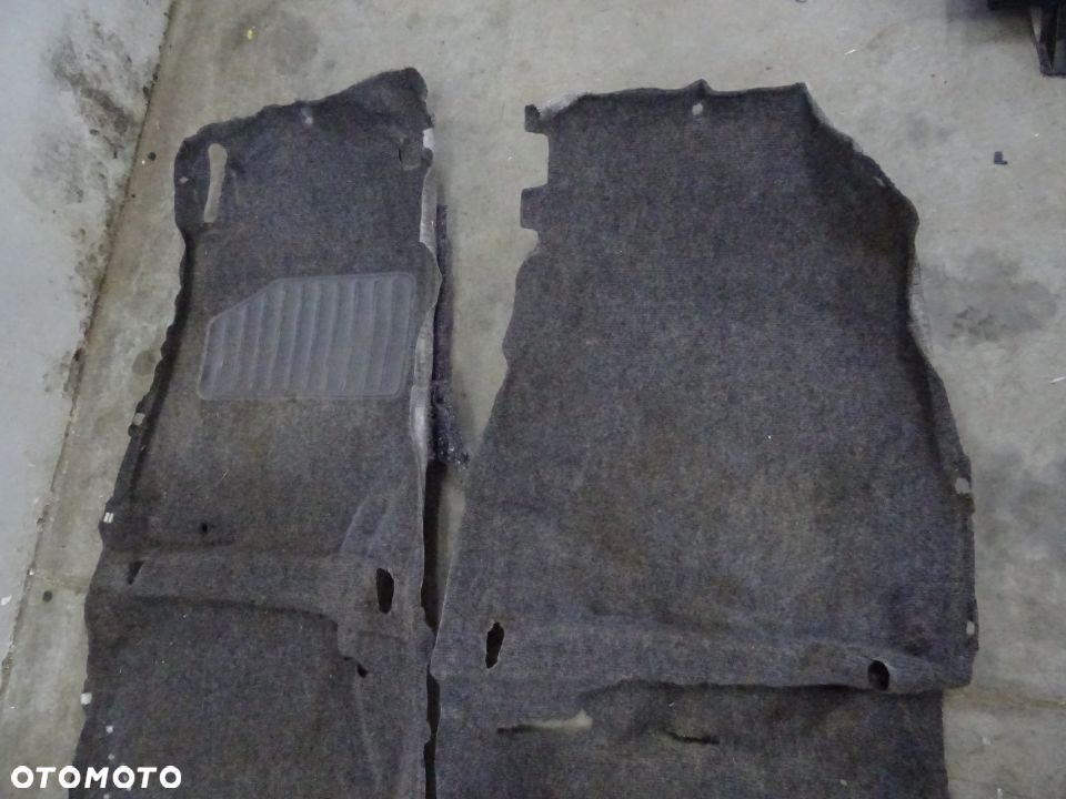 DYWAN WYKŁADZINA PODŁOGA TOYOTA RAV4 RAV-4 NR85 - 3