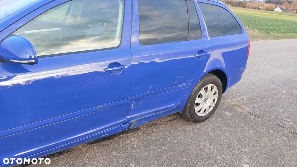 Skoda Octavia 1.6 Combi - 5