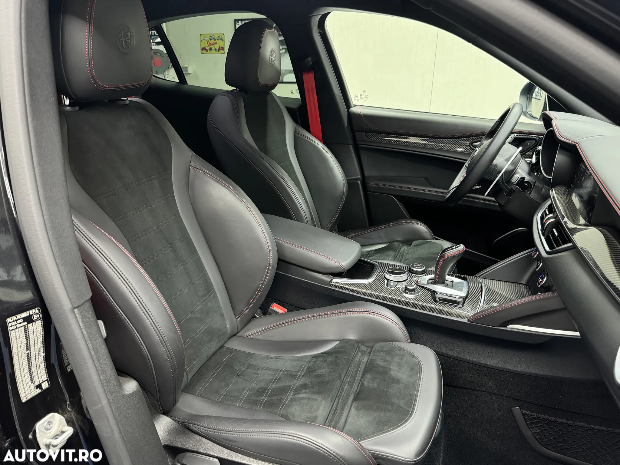 Alfa Romeo Stelvio 2.9 V6 Turbo AWD AT8 Quadrifoglio - 21