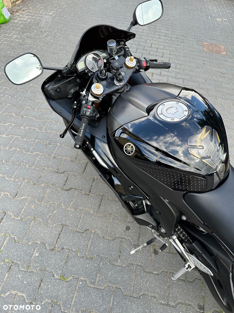 Yamaha R6 - 23