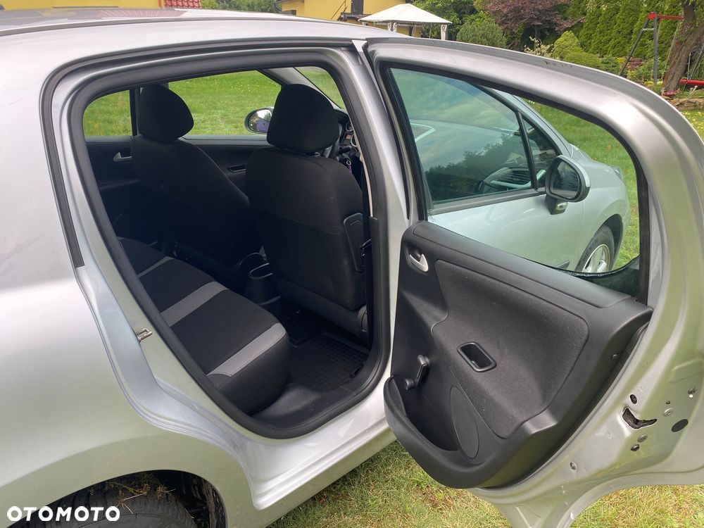 Peugeot 207 95 VTi Urban Style - 14