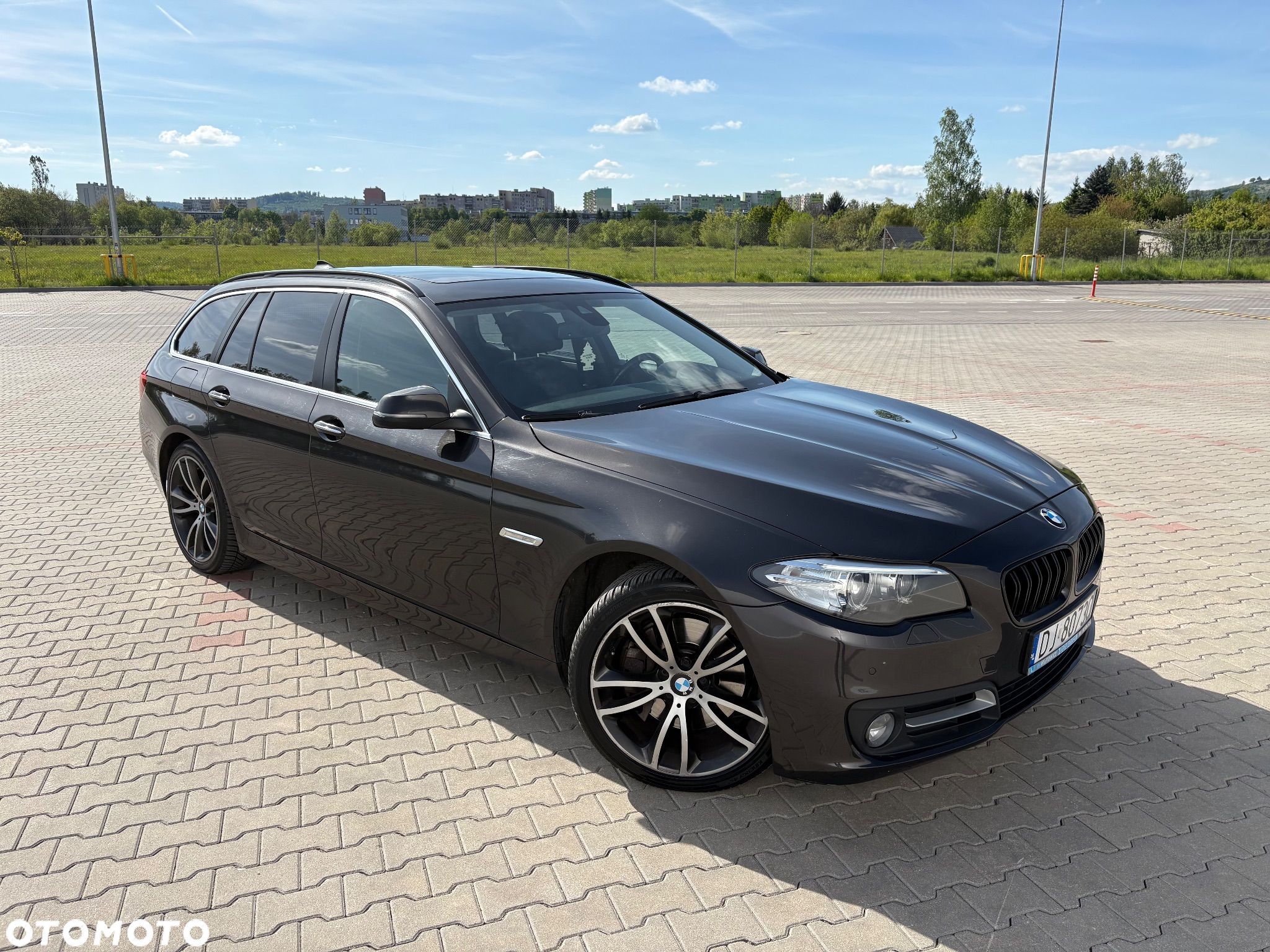 BMW Seria 5 525d Touring Sport-Aut Luxury Line - 1