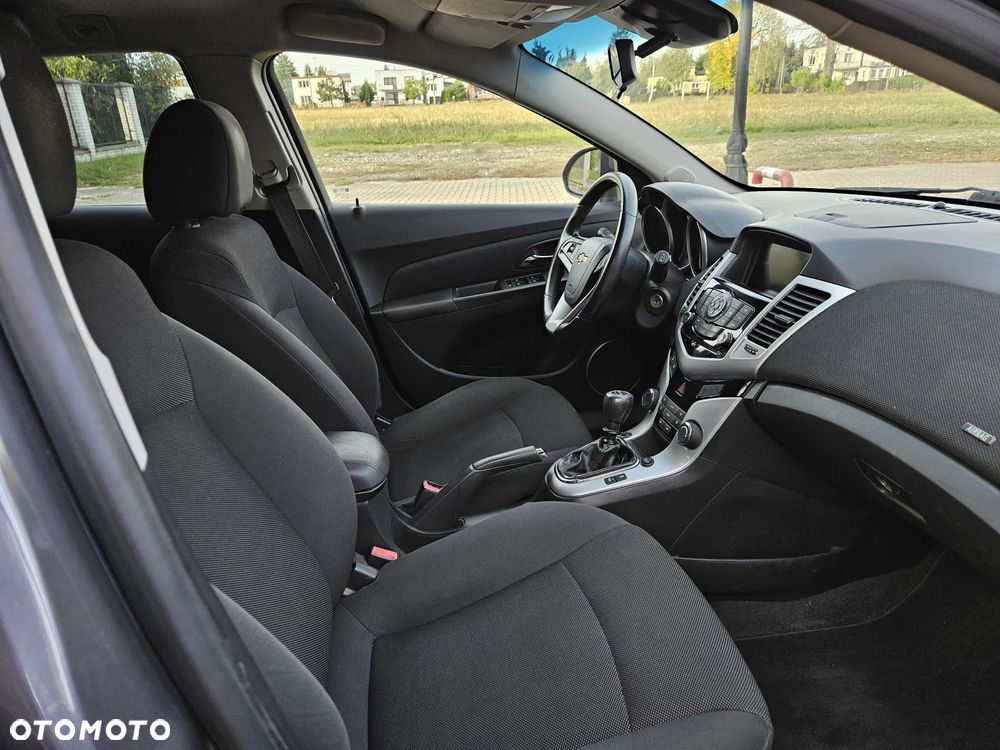 Chevrolet Cruze Station Wagon 1.4T LTZ+ - 8