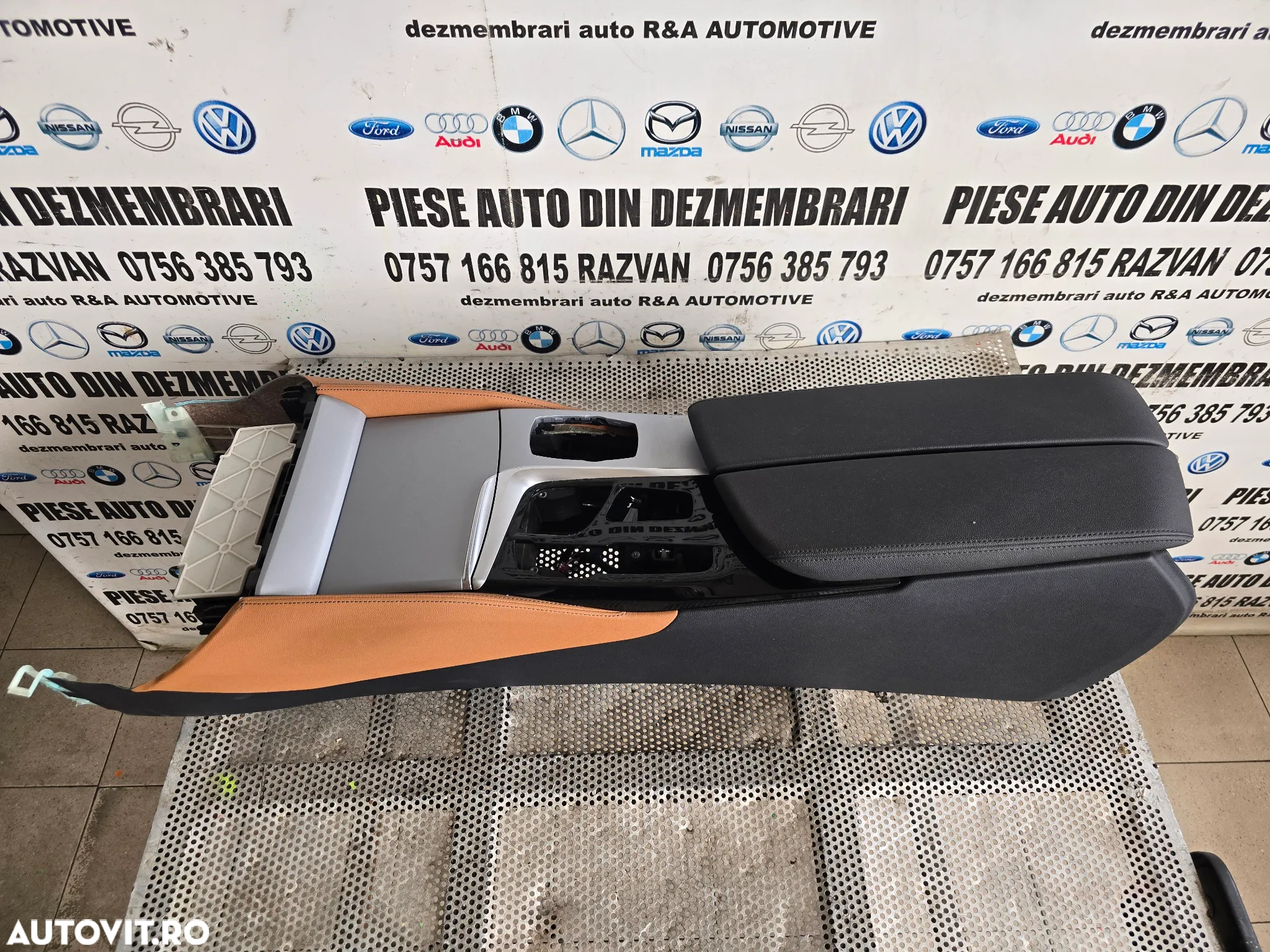 Cotiera Bmw G30 G31 Volan Stanga Impecabila - 2
