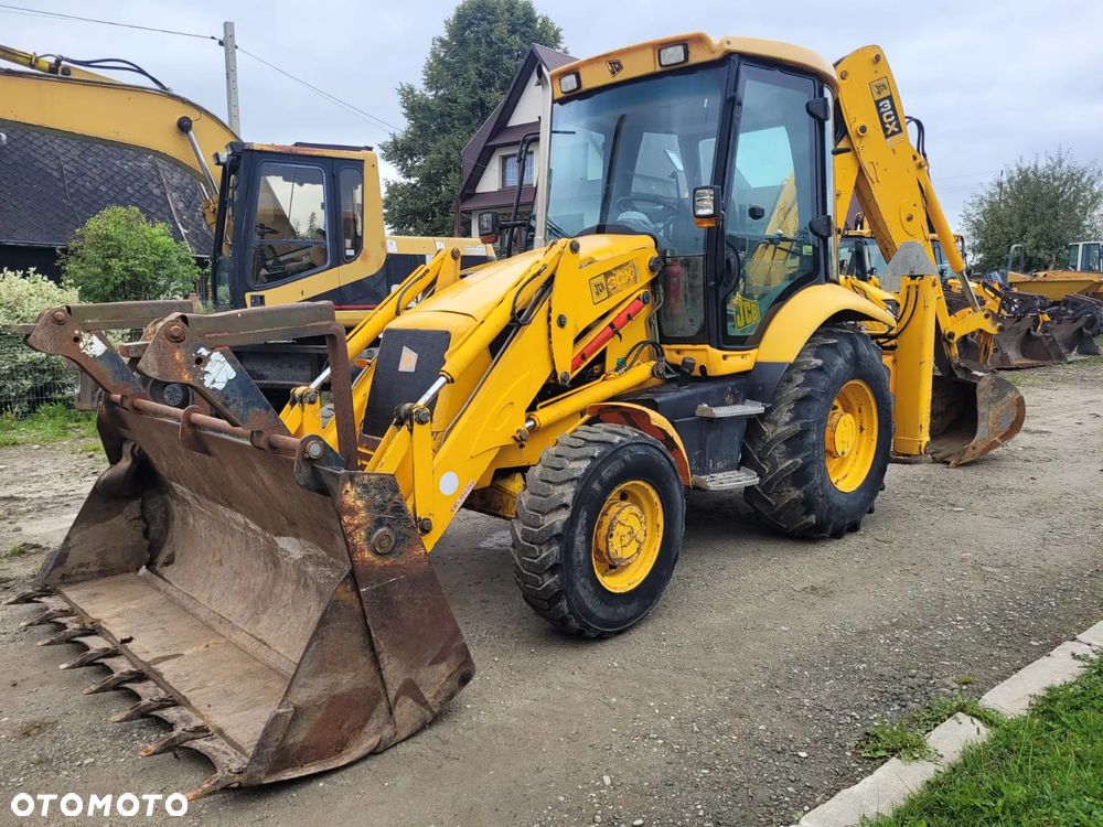 JCB 3CX - 4
