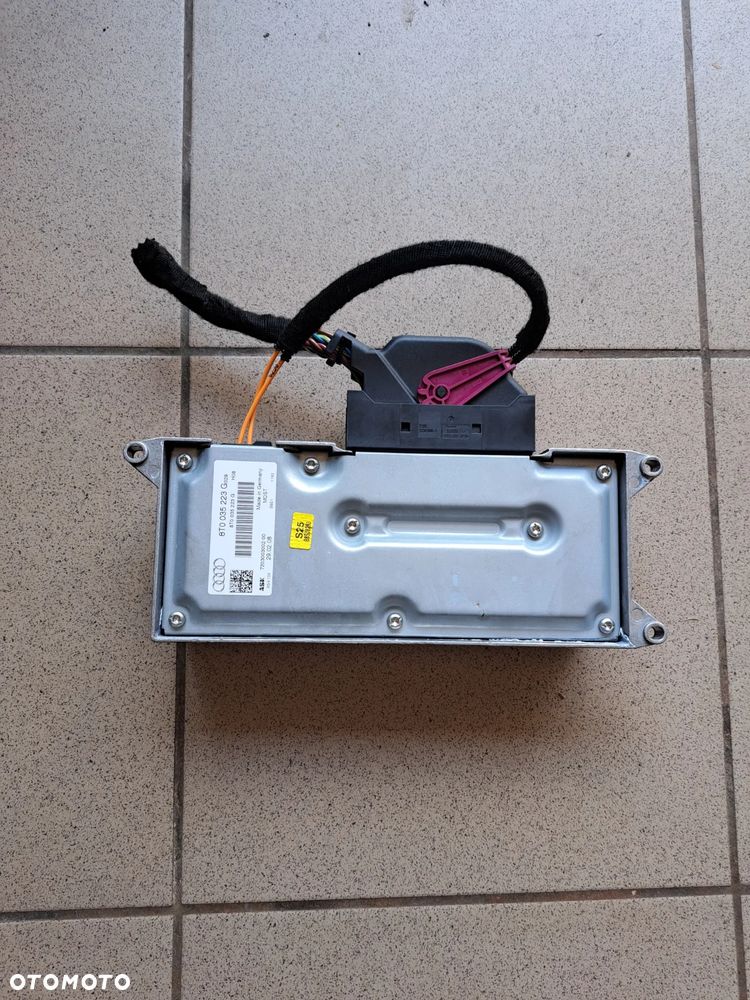 Audi A4 B8 wzmacniacz radia 8T0035223G - 3