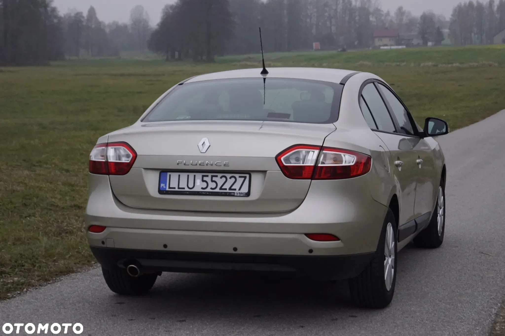 Renault Fluence 1.6 16V Expression Euro5 - 14