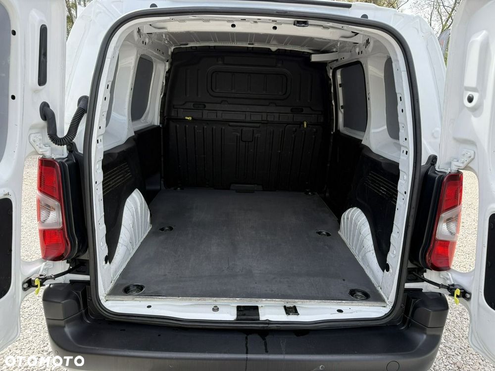 Toyota Proace City - 21