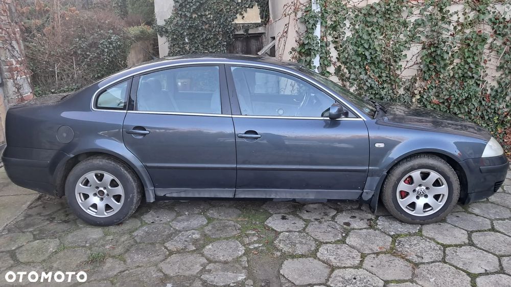 Volkswagen Passat 1.8T - 3