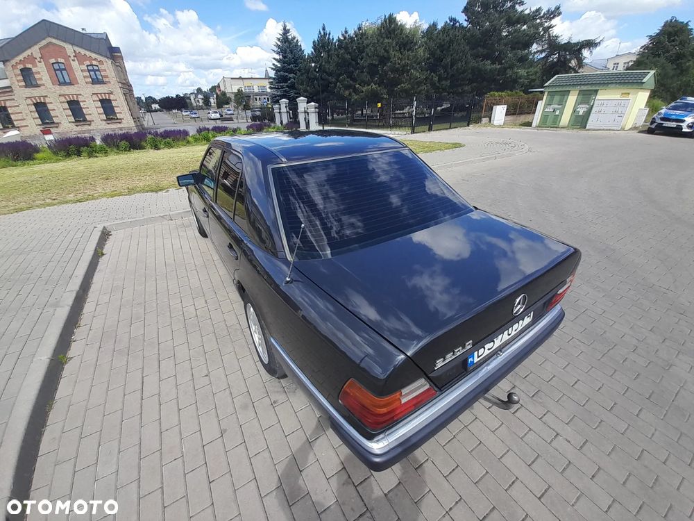 Mercedes-Benz W124 (1984-1993) - 10