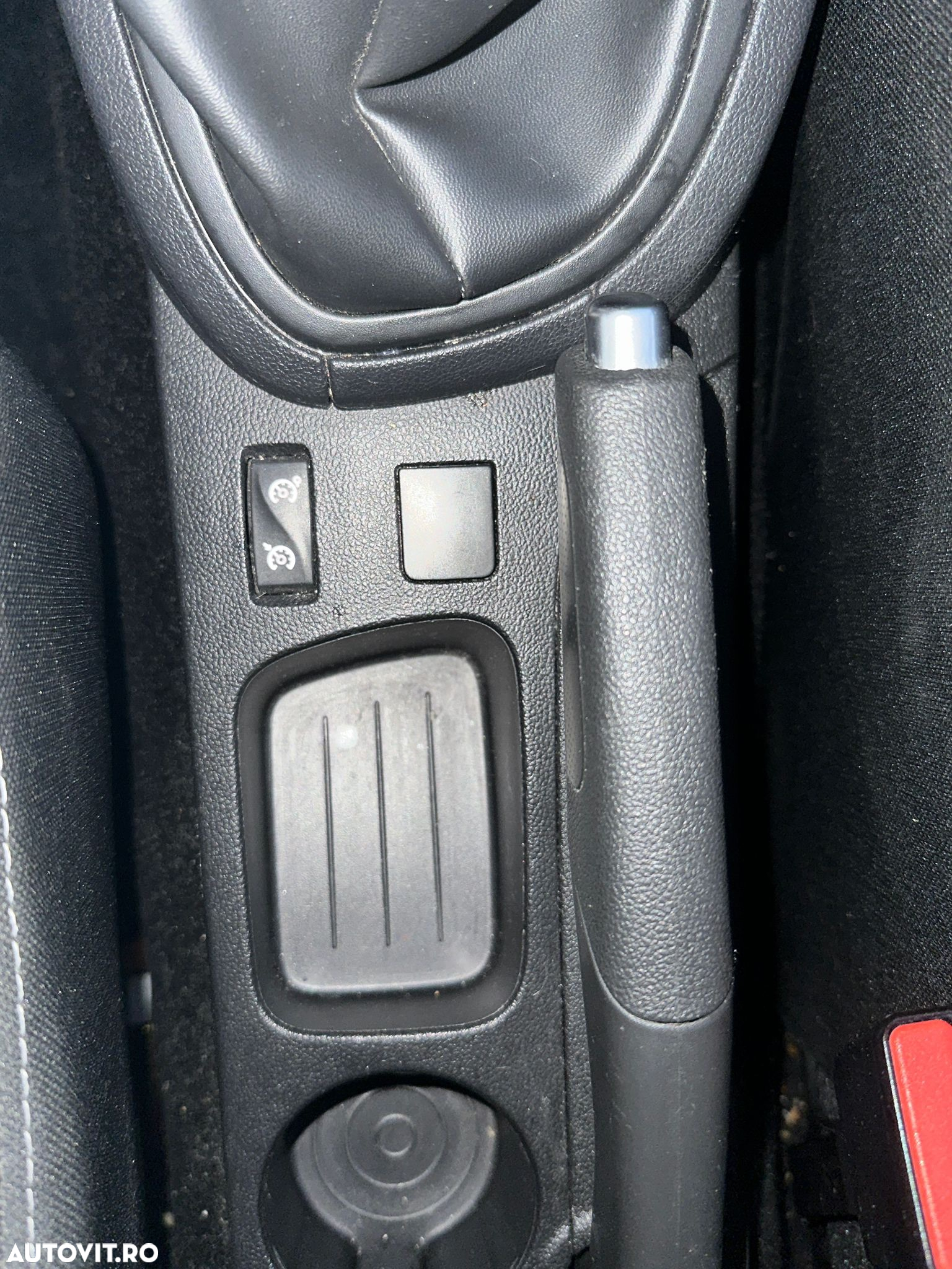 Renault Clio IV dCi Energy Life - 11