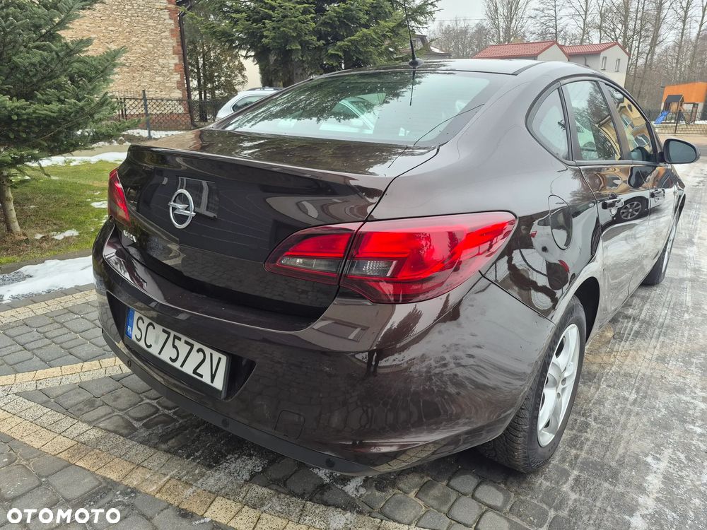 Opel Astra 1.6 Active - 4
