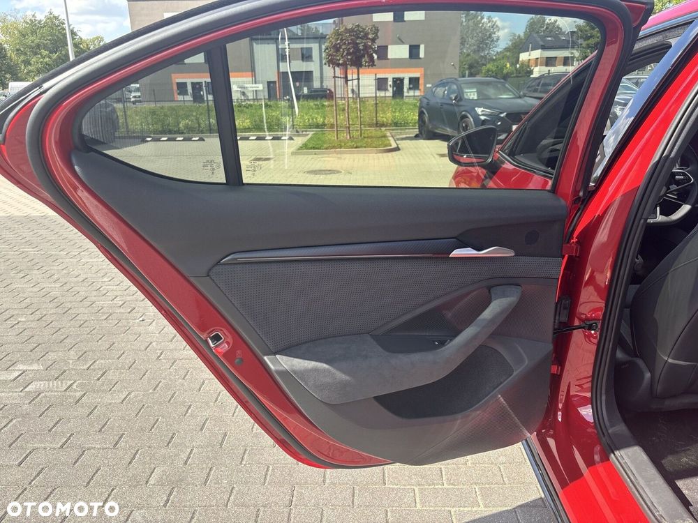 Skoda Superb 2.0 TDI SCR 4x4 Sportline DSG - 15