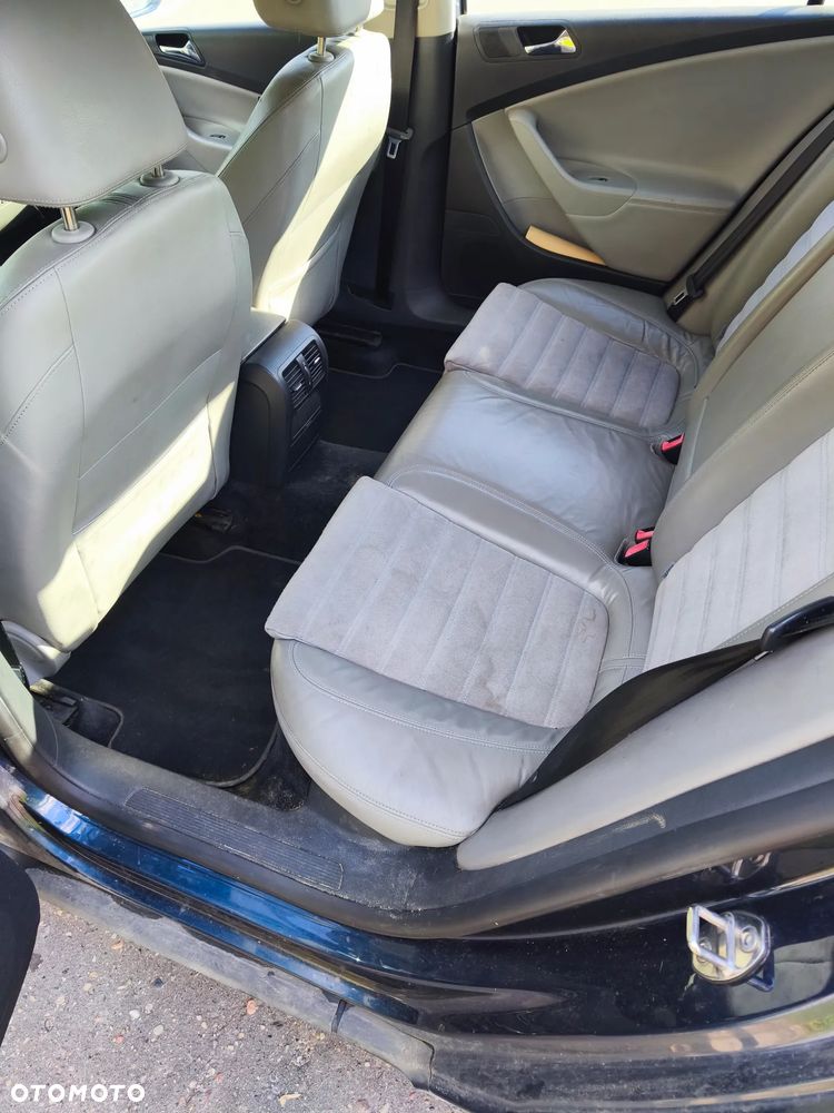 Volkswagen Passat 2.0 TDI Comfortline - 10