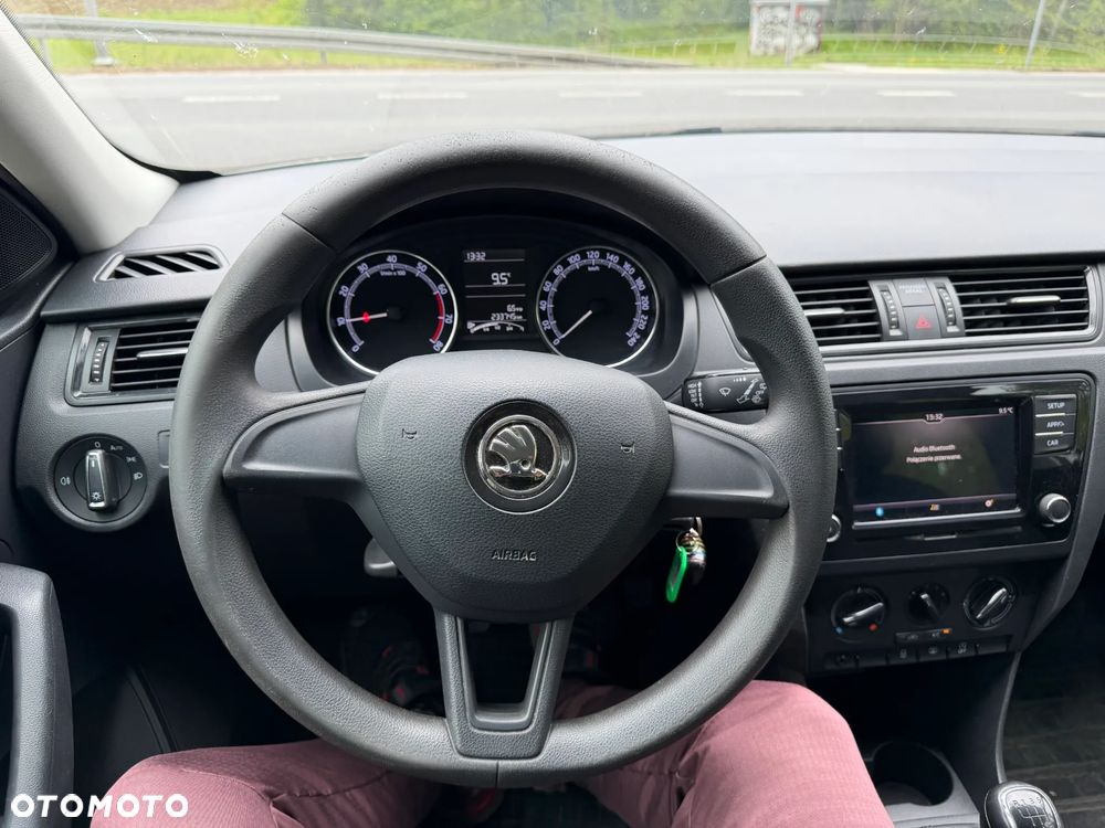 Skoda RAPID 1.0 TSI Ambition - 15