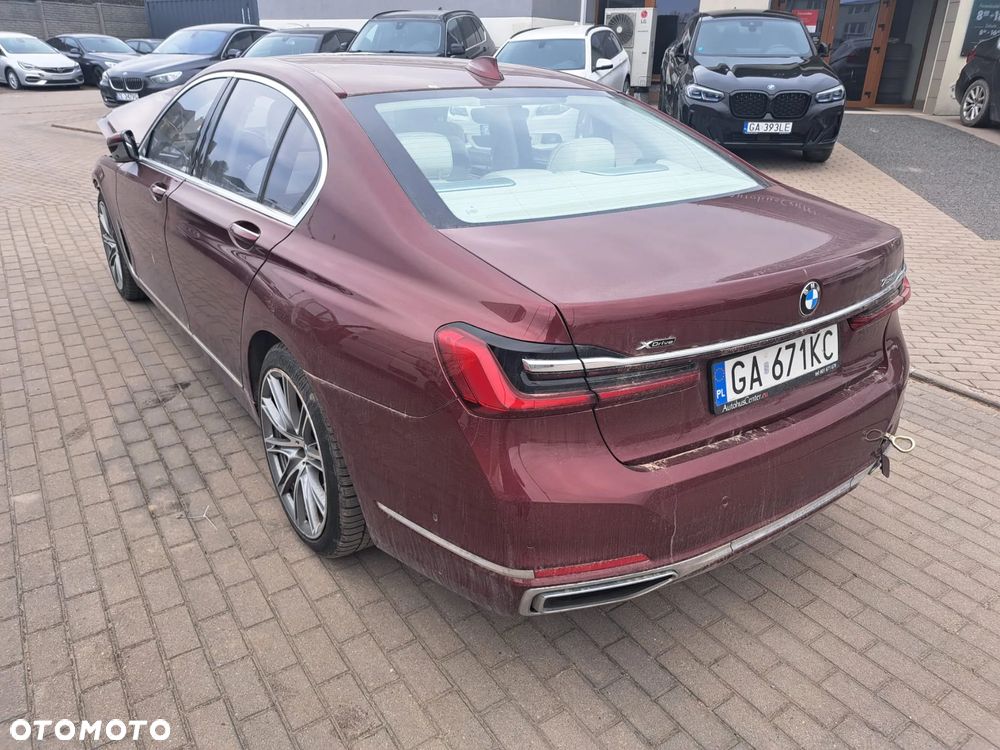 BMW Seria 7 - 11