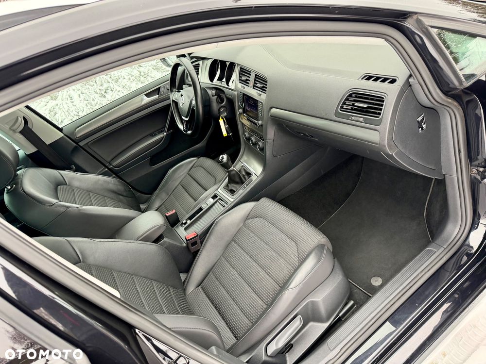 Volkswagen Golf 1.4 TSI BMT Highline - 16