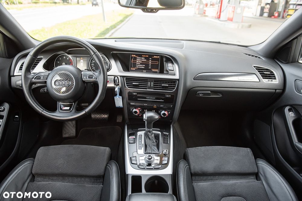 Audi A4 Avant 2.0 TFSI quattro S tronic S line Sportpaket (plus) - 31