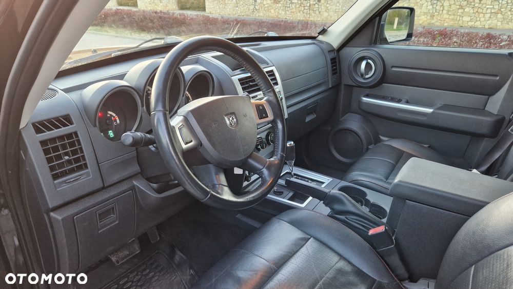 Dodge Nitro 2.8 CRD DPF Automatik R/T - 30