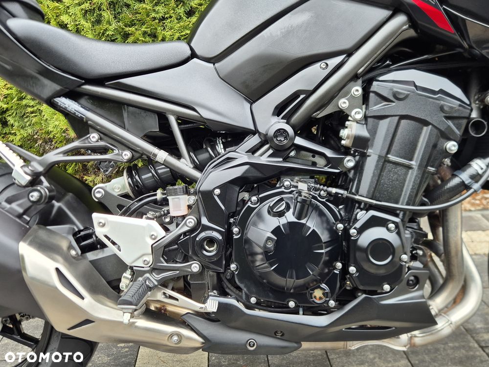 Kawasaki Z 900 - 20