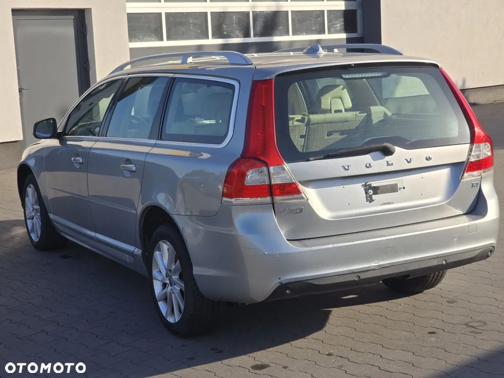 Volvo V70 D4 Summum - 11