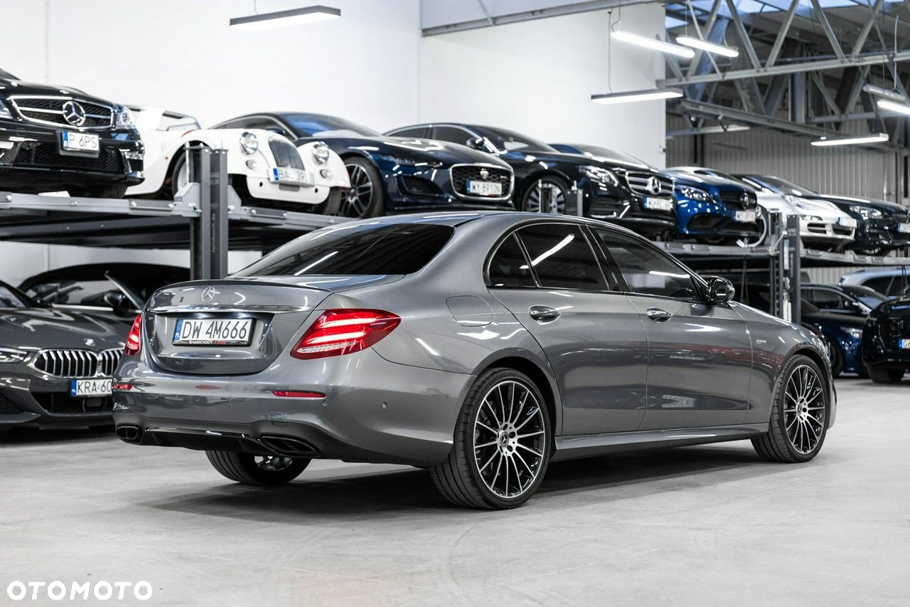 Mercedes-Benz Klasa E - 11