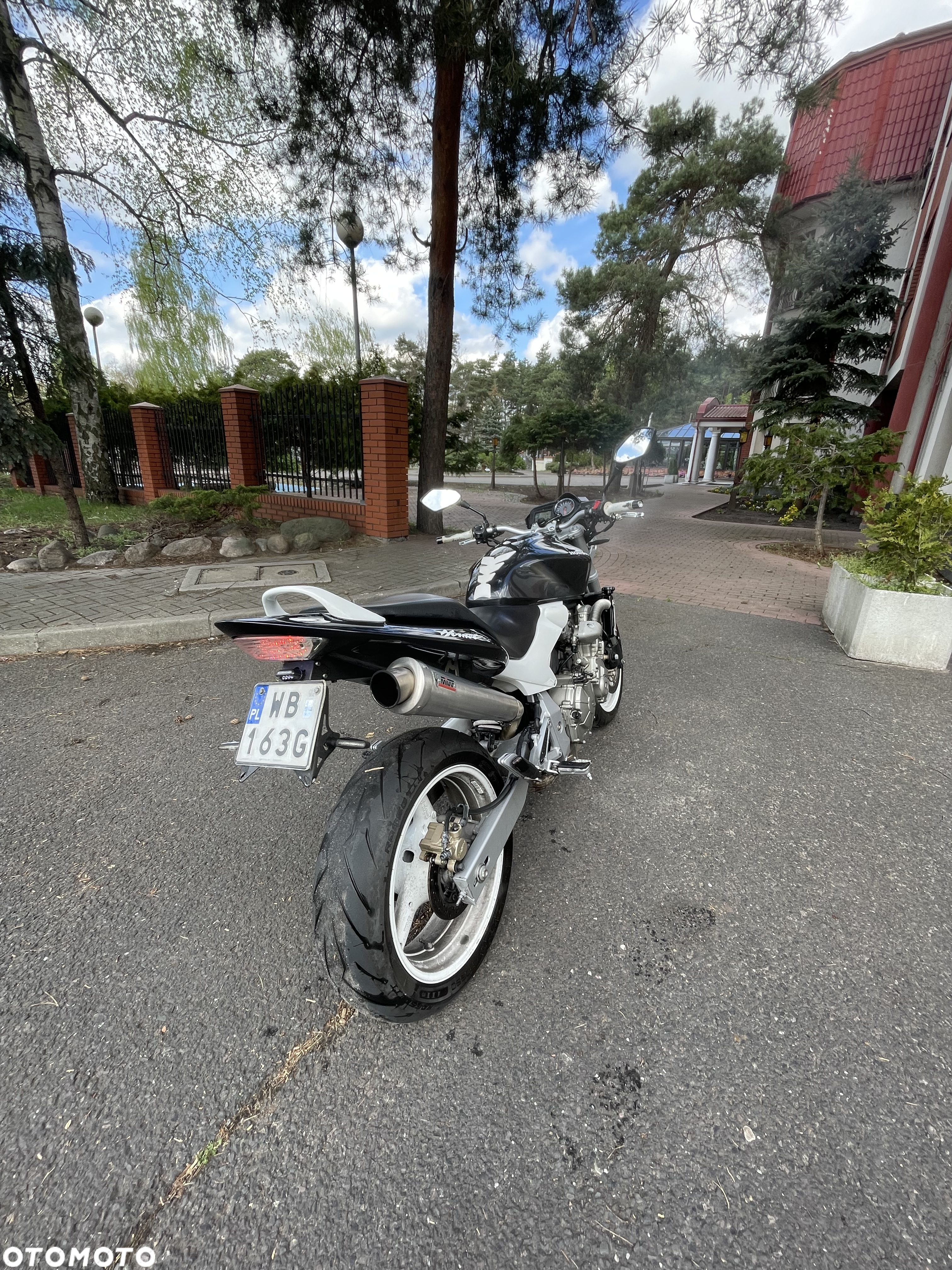 Honda CB - 8