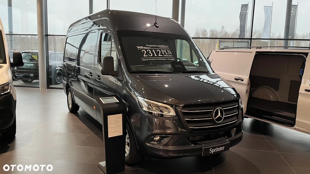 Mercedes-Benz Sprinter SPRINTER 319 CDI automat hak 3,5t Distronic Full - 4