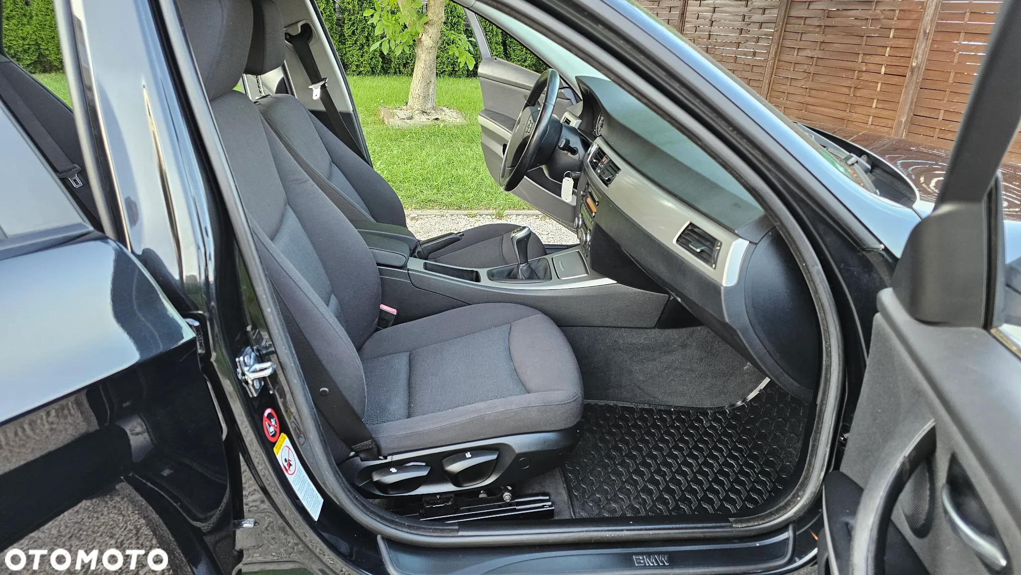 BMW Seria 3 318i - 9