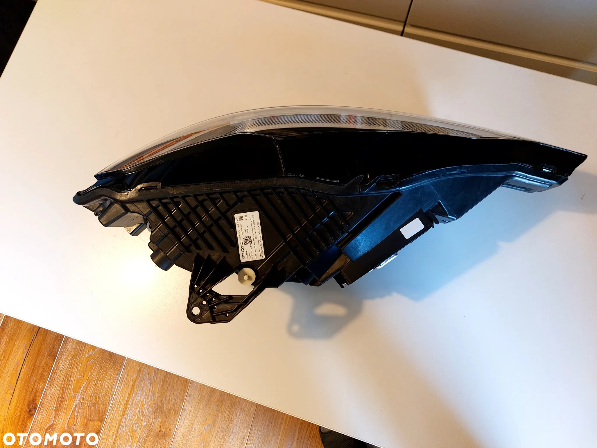 LAMPY PRZEDNIE VOLVO XC60 32338968 32338969 T4UVB KOMPLET LAMP USA FULL LED REFLEKTOR - 25
