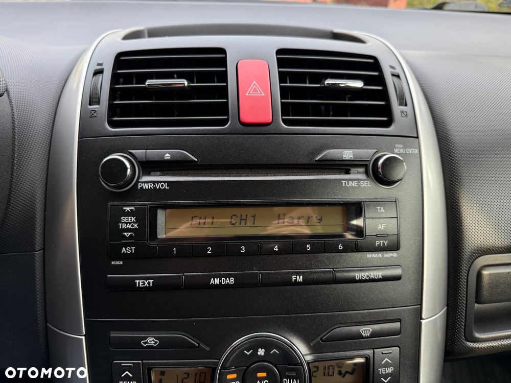 Toyota Auris 1.6 Dynamic - 33