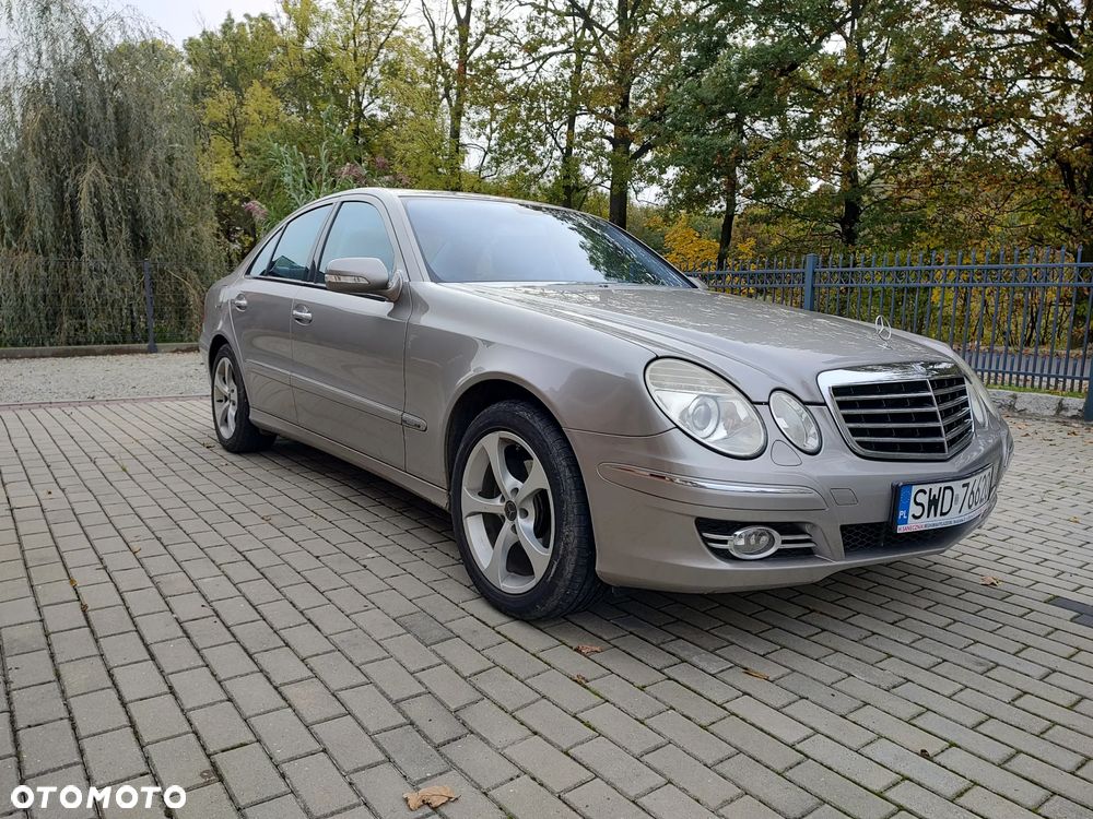 Mercedes-Benz Klasa E 200 T Kompressor Avantgarde - 1